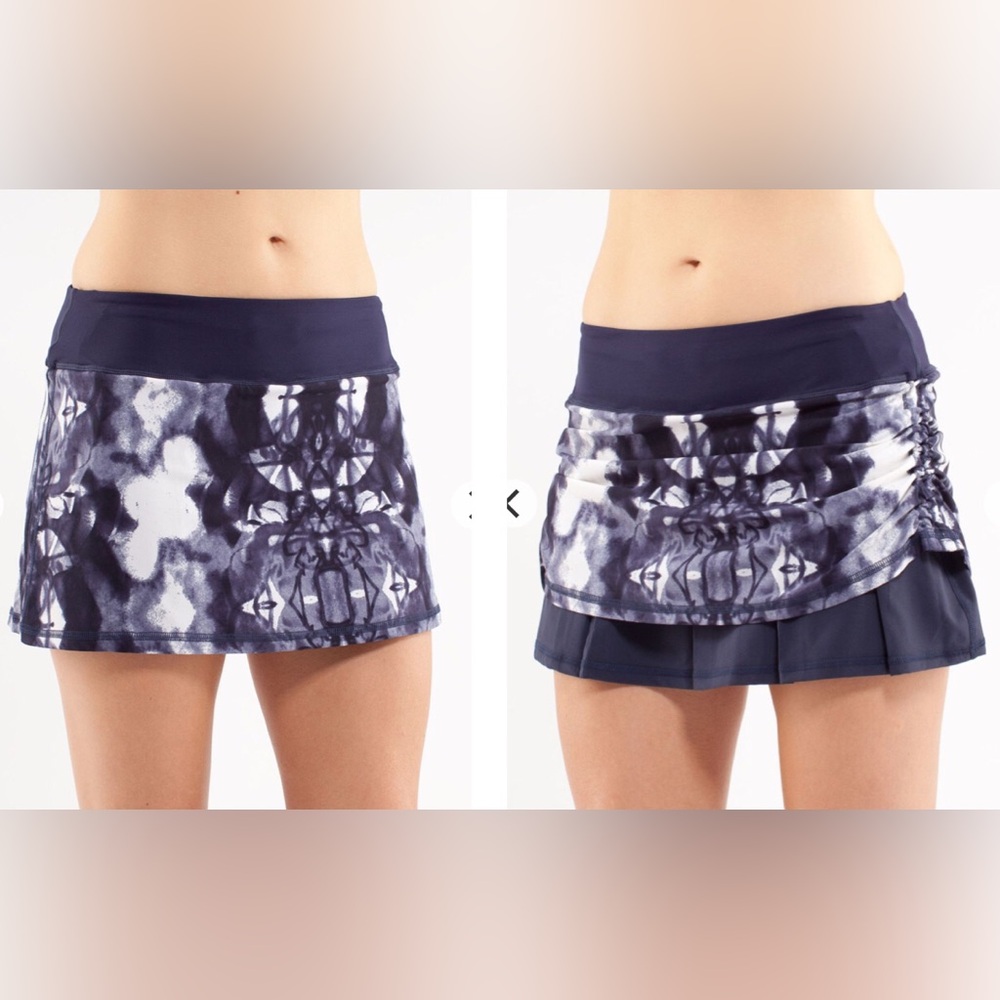 Lululemon Run: Chase Me Skirt
Ink Blot White Deep Indigo / Deep Indigo EUC